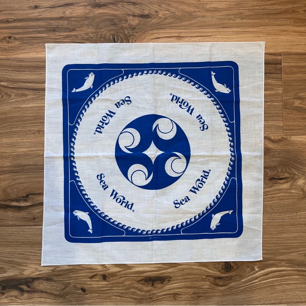 Vintage 80s Sea World Handkerchief White Blue 21.5x21.5